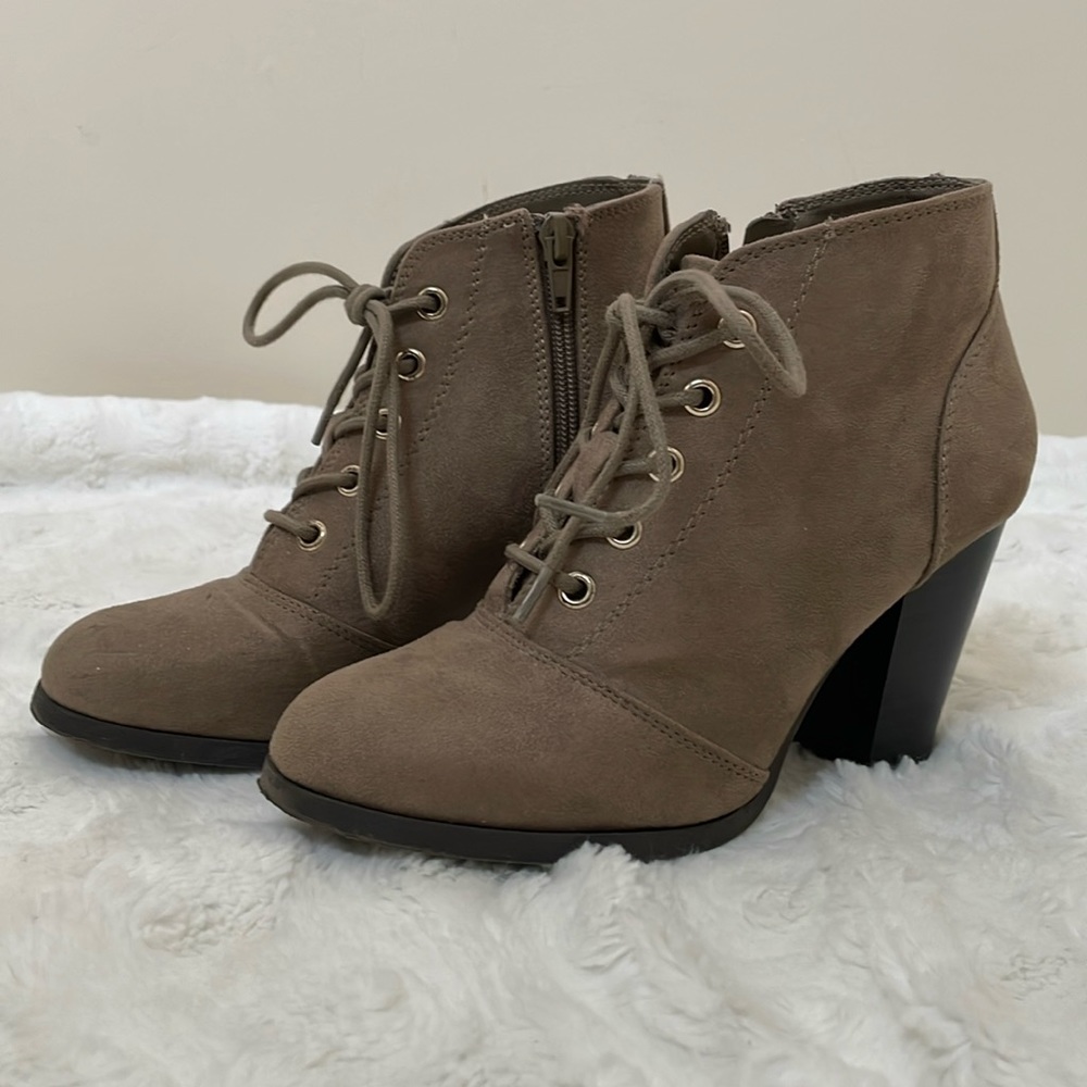 CALL IT SPRING LACE UP ANKLE BOOTS